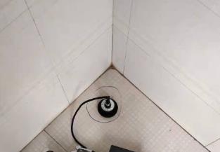 资阳卫生间漏水维修之 loft 夹层储藏室毗邻暗管渗水哪家好，推荐诚匠小爱修缮